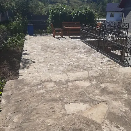 Medina *